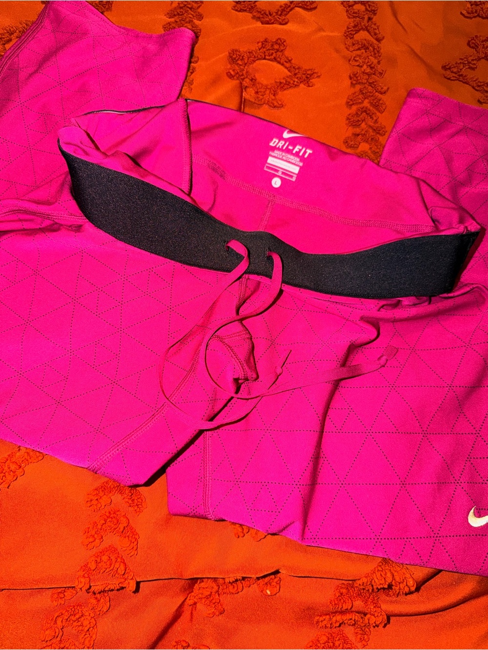 Nike Hot Pink Leggings with Black Waistband and White Swoosh - Picture 2 of 4